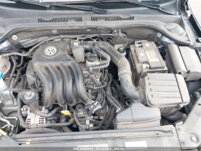 3VW1K7AJ9FM286318 Volkswagen Jetta 2.0l S