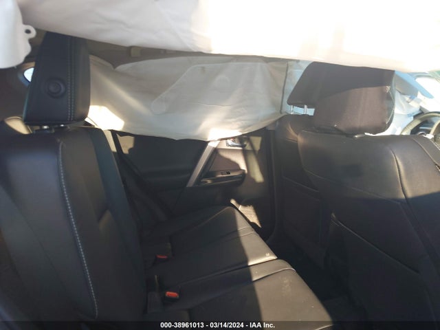 Toyota Rav4 Limited 2017 2T3DFREV9HW582082 Image 8