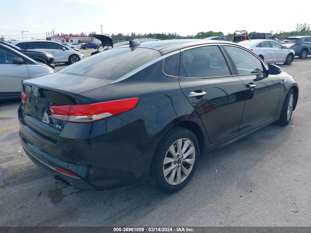 KIA OPTIMA EX 2016 5XXGU4L3XGG051014 Image 4