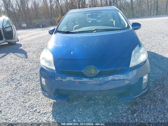2011 TOYOTA PRIUS TWO VIN: JTDKN3DU7B0294217