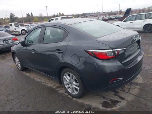 3MYDLBZV4GY132358 Scion IA