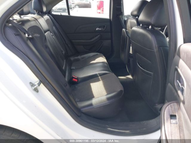 1G11D5SL2FU105985 Chevrolet MALIBU 2LT