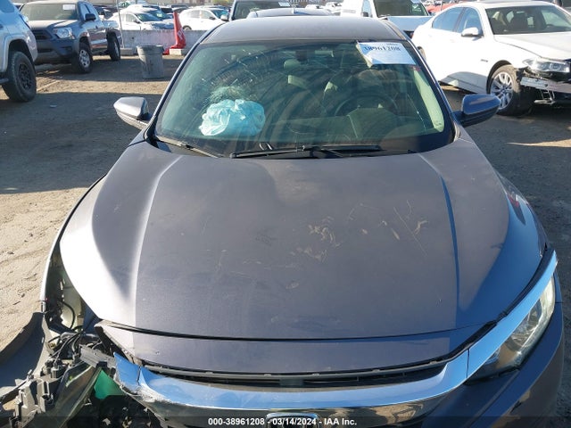 Honda Civic Lx 2018 2HGFC2F59JH580136 Image 12
