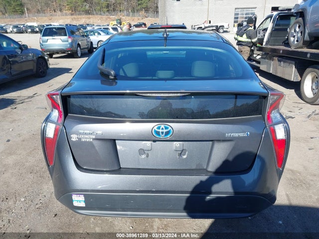 Toyota Prius Two 2016 JTDKBRFU7G3021910 Image 16