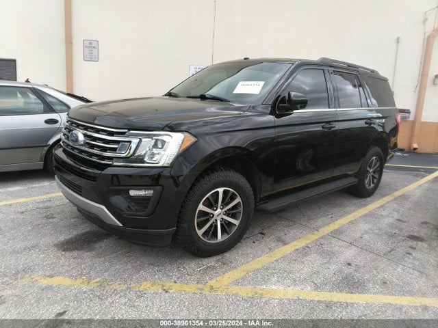 Ford Expedition Xlt 2018 1FMJU1HT3JEA16884 Image 2