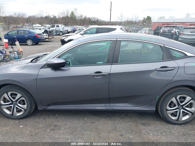 Honda Civic Lx 2018 2HGFC2F5XJH589203 Image 14