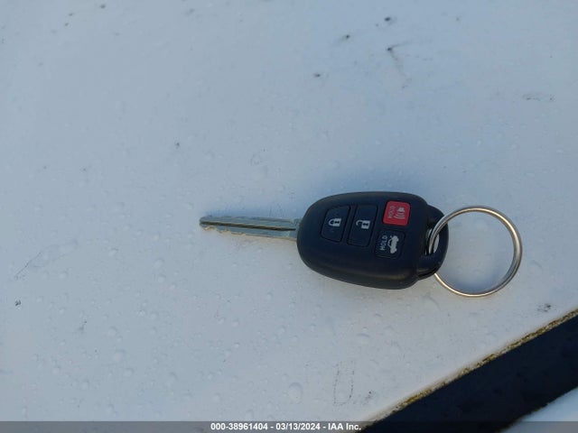 Toyota CAMRY LE 2016 4T4BF1FK5GR572787 Image 11
