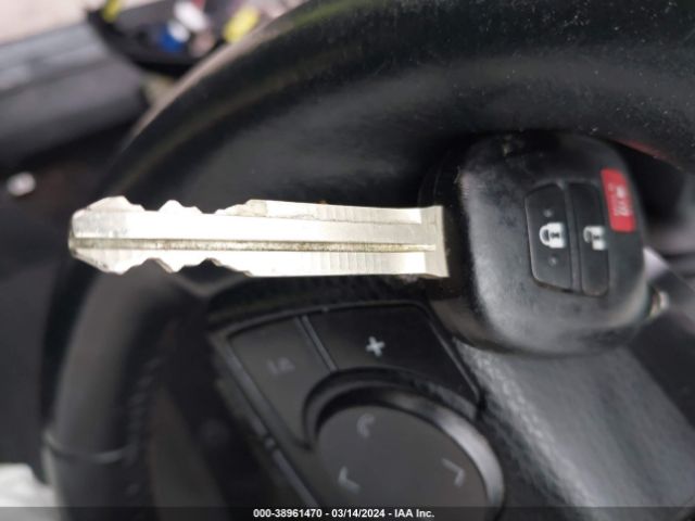 2T3RFREV8HW641936 Toyota Rav4 Xle