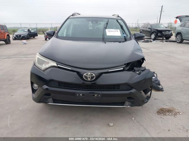 2T3RFREV8HW641936 Toyota Rav4 Xle