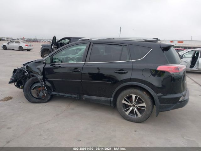 2T3RFREV8HW641936 Toyota Rav4 Xle