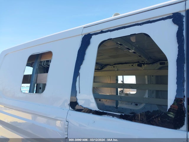 Ford Transit-250 2016 1FTYR1ZM7GKB37391 Image 21