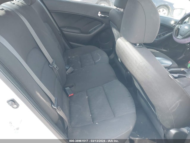 KIA FORTE LX 2016 KNAFK4A66G5577544 Image 8