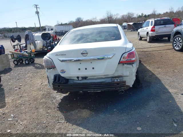 Nissan Altima 2.5 S 2015 1N4AL3AP8FC276920 Image 16