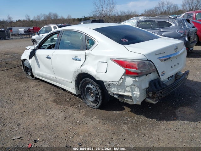 Nissan Altima 2.5 S 2015 1N4AL3AP8FC276920 Image 3
