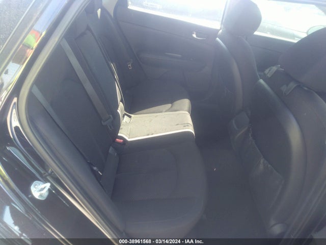 KIA Optima Lx 2016 5XXGT4L33GG084827 Image 8