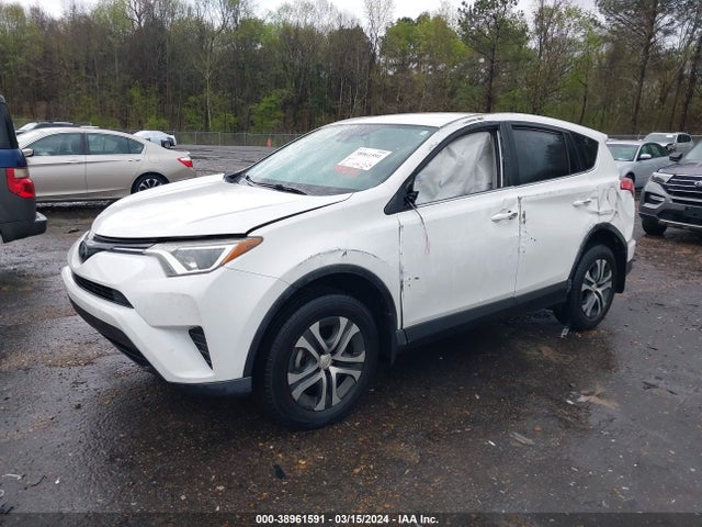 Toyota RAV4 LE 2018 JTMZFREV7JJ735343 Image 2