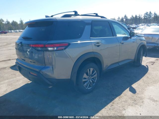 5N1DR3BC8RC240257 Nissan Pathfinder Sv 4wd