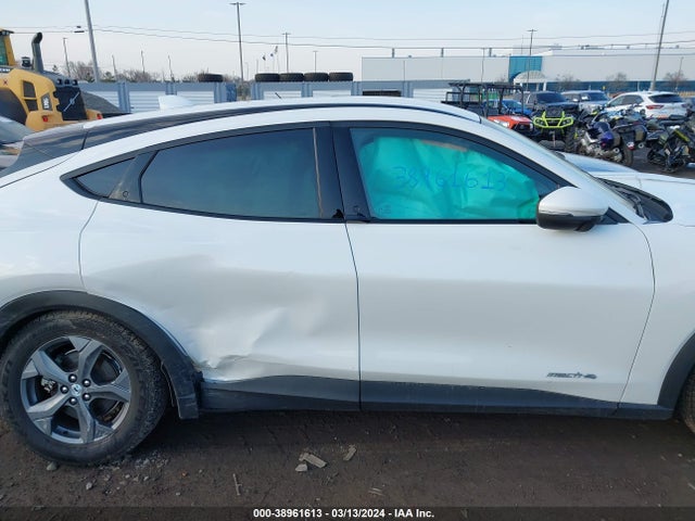 Ford Mustang Mach-e Select 2022 3FMTK1SS4NMA17900 Image 13