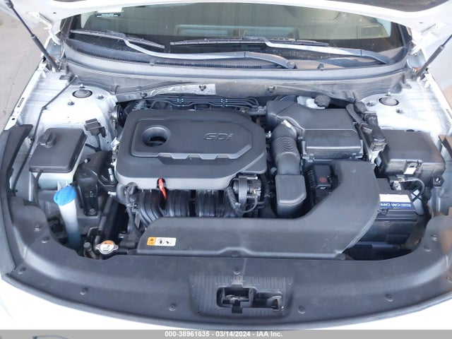 38961635 :رقم المزاد ، 5NPE34AF0GH339488 vin ، 2016 Hyundai Sonata Sport مزاد بيع