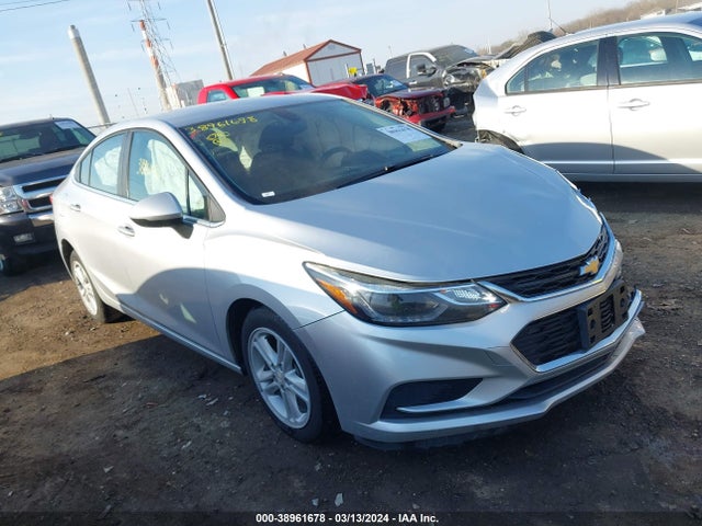 Chevrolet Cruze Lt Auto 2018 1G1BE5SM9J7196965 головне зображення