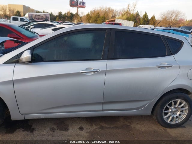 Hyundai ACCENT SE 2017 KMHCT5AE3HU325141 Image 15