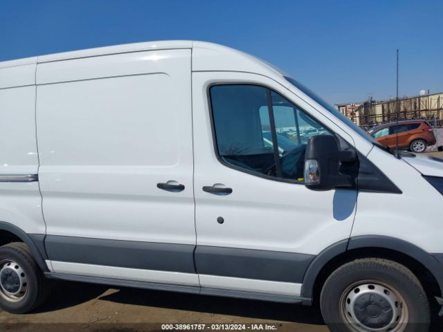 1FTYR1CMXGKB22537 Ford Transit-250