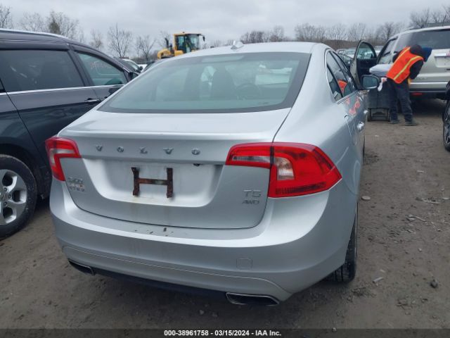 YV1612TK0F1335207 Volvo S60 T5 Premier