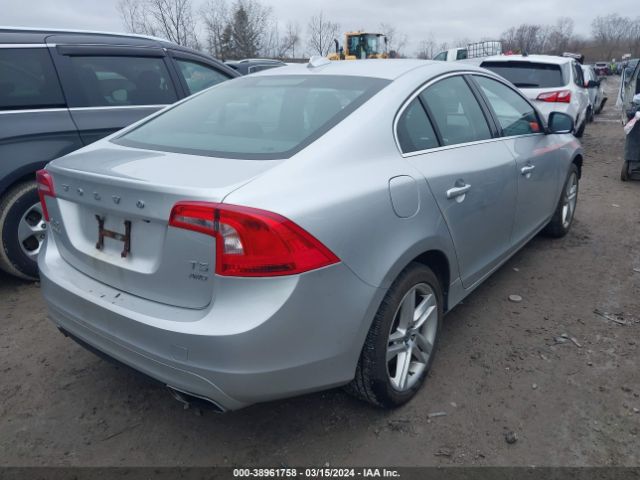 YV1612TK0F1335207 Volvo S60 T5 Premier