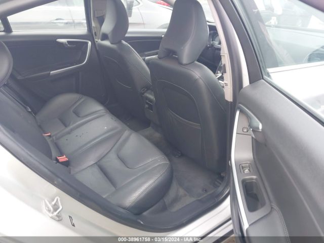 YV1612TK0F1335207 Volvo S60 T5 Premier