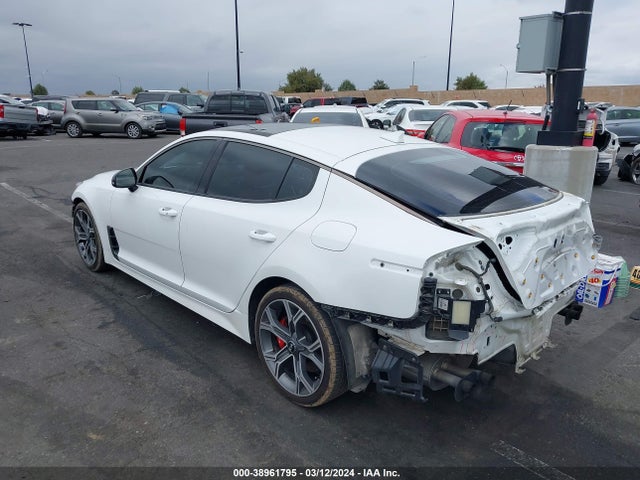 KIA Stinger Gt2 2019 KNAE55LC2K6042774 Image 3