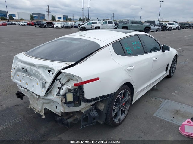 KIA Stinger Gt2 2019 KNAE55LC2K6042774 Image 4