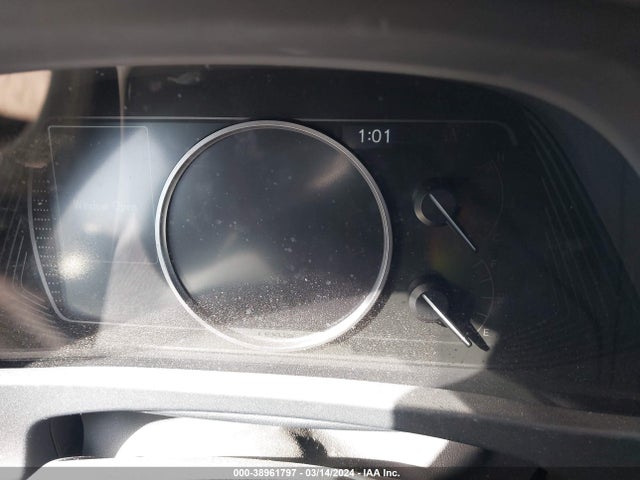 JTHX3JBH6N2051348 Lexus UX 200