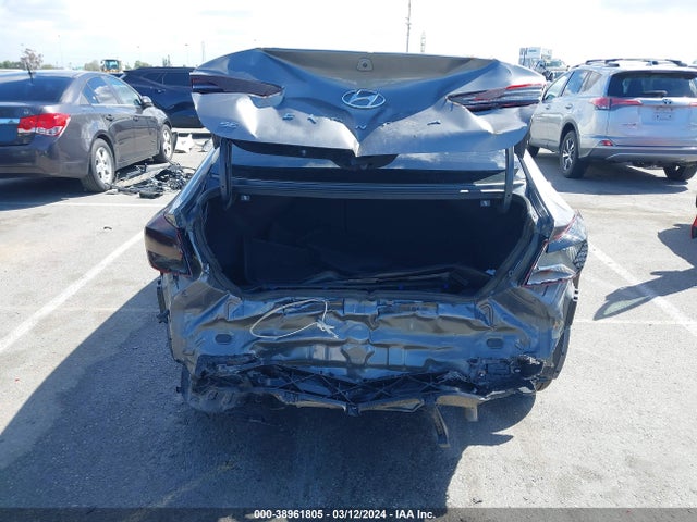 Hyundai ELANTRA SE 2020 5NPD74LF8LH526341 Image 16
