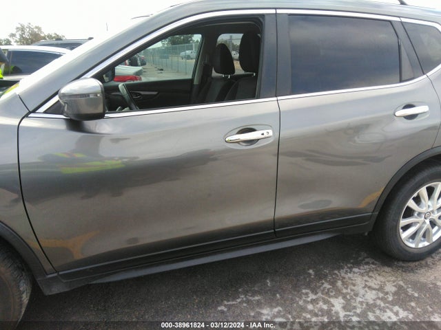 Nissan ROGUE SV 2017 JN8AT2MT1HW133276 Image 14