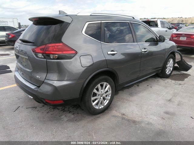 Nissan ROGUE SV 2017 JN8AT2MT1HW133276 Image 4