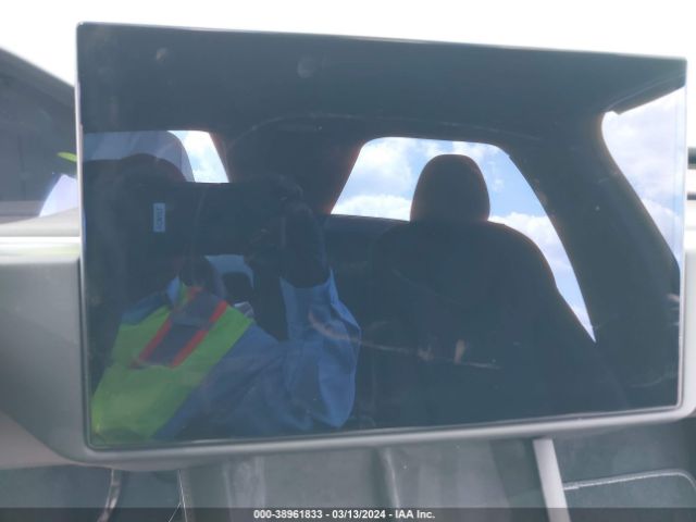 2024 TESLA MODEL X 7SAXCBE53RF433108 Photo 6