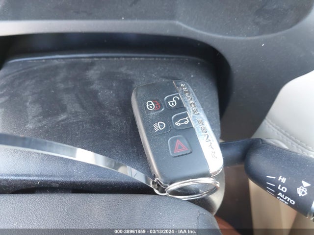 SALVV2BG9FH964676 Land Rover Range Rover Evoque Prestige