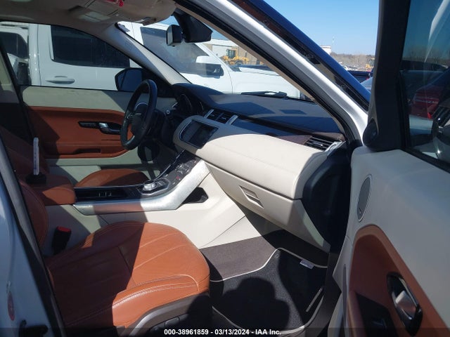 SALVV2BG9FH964676 Land Rover Range Rover Evoque Prestige