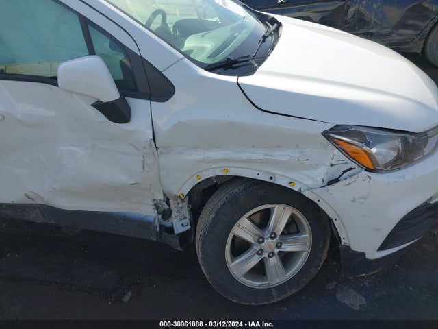 Chevrolet TRAX LS 2018 KL7CJNSB7JB621857 Image 12