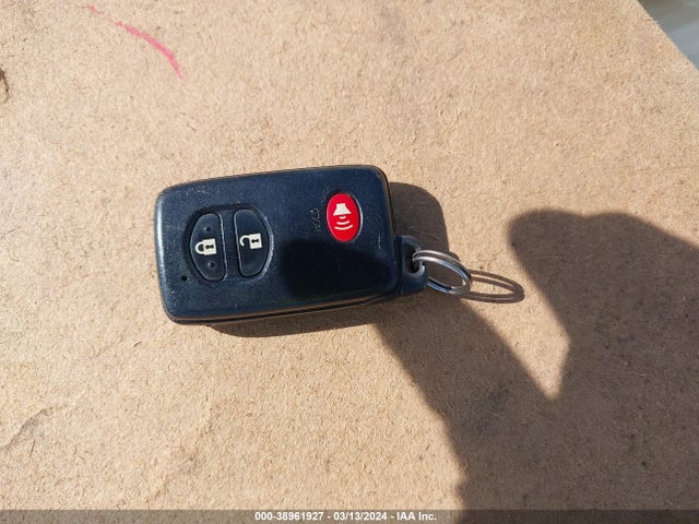 Toyota Prius Two 2015 JTDKN3DU2F1937587 Image 11