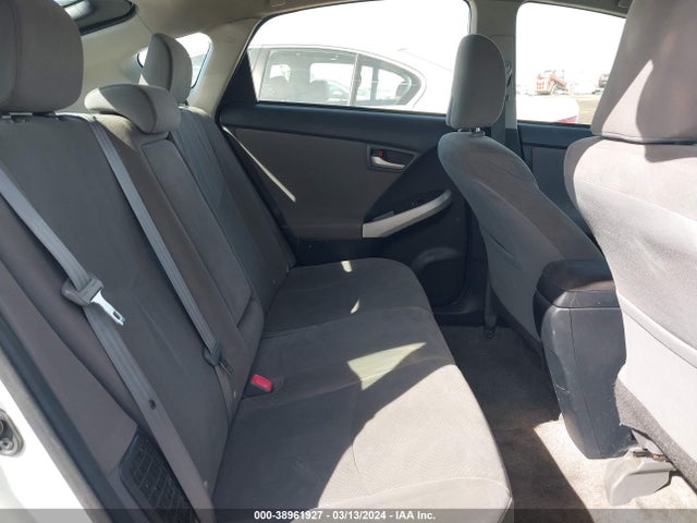 Toyota Prius Two 2015 JTDKN3DU2F1937587 Image 8
