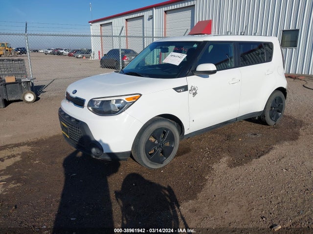 KIA Soul 2014 KNDJN2A23E7002180 Image 2