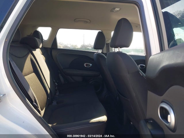 KIA Soul 2014 KNDJN2A23E7002180 Image 8