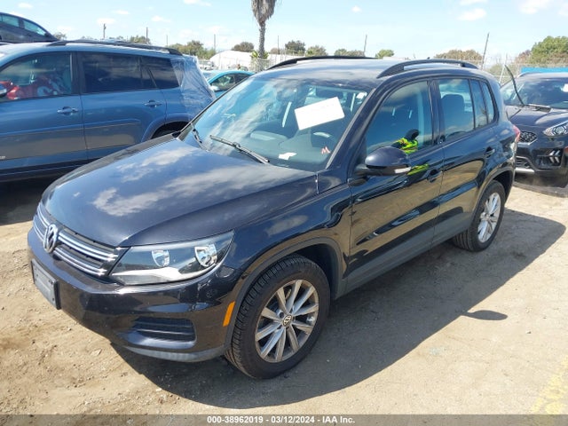 WVGAV7AX7JK003439 Volkswagen Tiguan Limited 2.0t