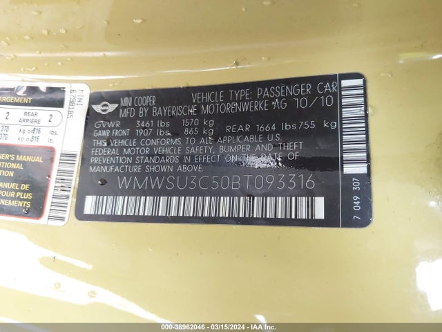 2011 MINI COOPER WMWSU3C50BT093316 Photo 8