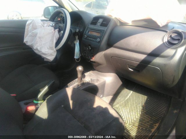 3N1CN7AP7FL935906 Nissan Versa 1.6 S+