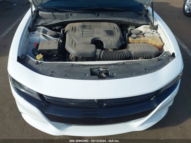 2C3CDXHG8JH336959 Dodge Charger Sxt Plus Rwd