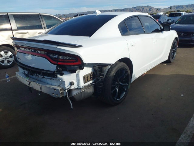2C3CDXHG8JH336959 Dodge Charger Sxt Plus Rwd