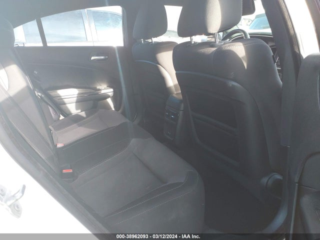 2C3CDXHG8JH336959 Dodge Charger Sxt Plus Rwd