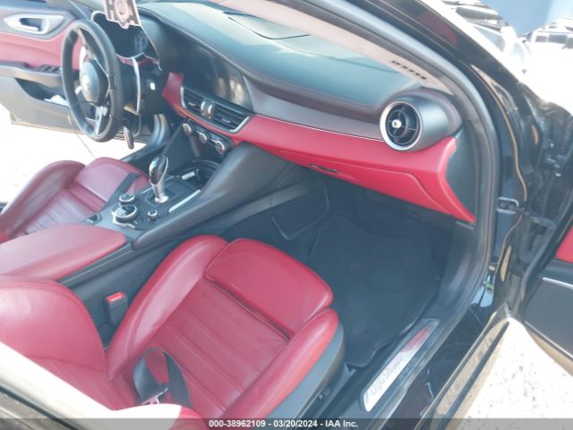 ZARFAEEN5J7577551 Alfa Romeo Giulia Ti Sport Awd
